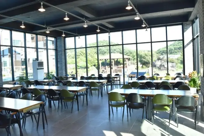 서리태흑두부 · 음식점
