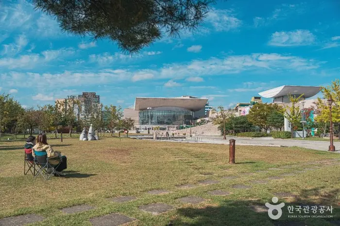 대전엑스포시민광장 · 관광지