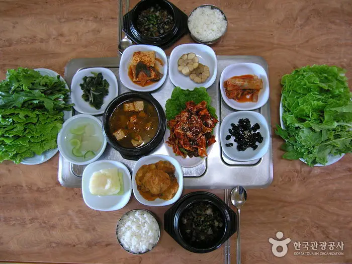주봉마을우렁촌 · 음식점