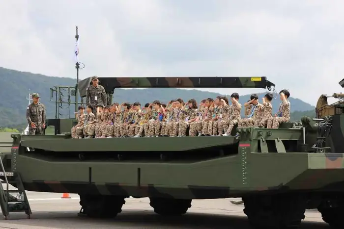 지상군페스티벌 포스터 사진 4