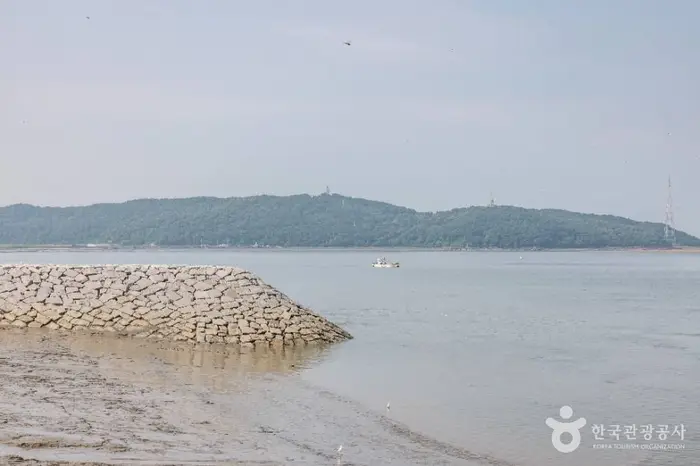 하리선착장(강화) · 관광지