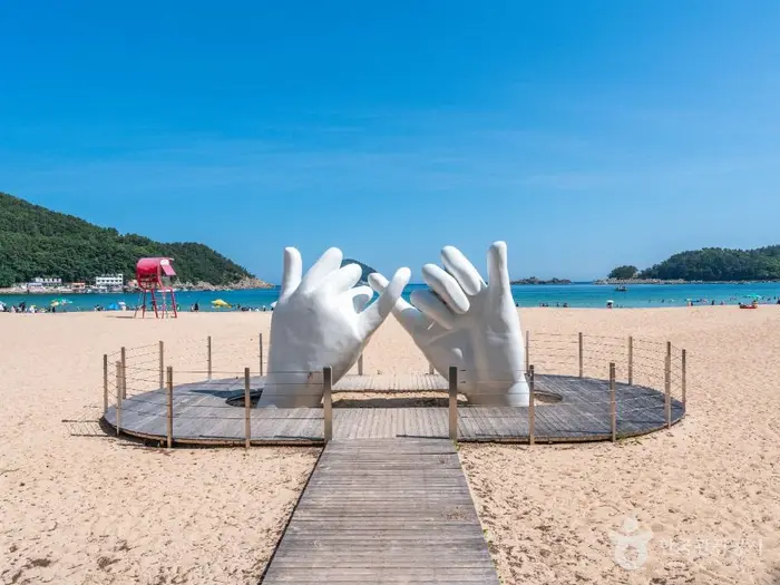 상주은모래비치 · 관광지