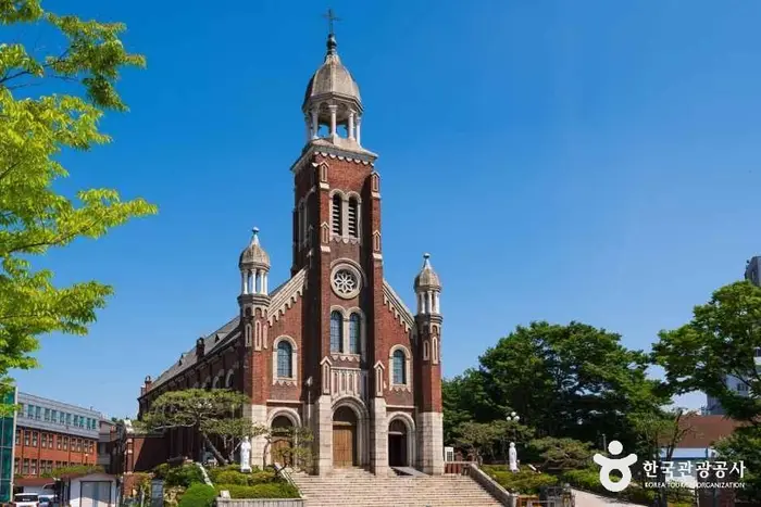 인천 답동성당 · 관광지