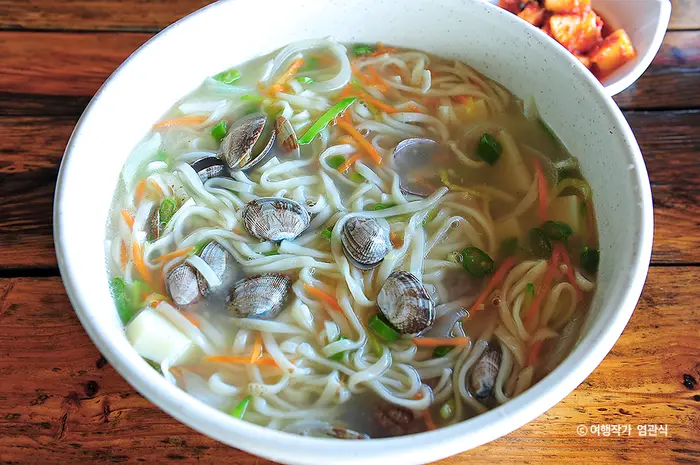 회나라식당 · 음식점