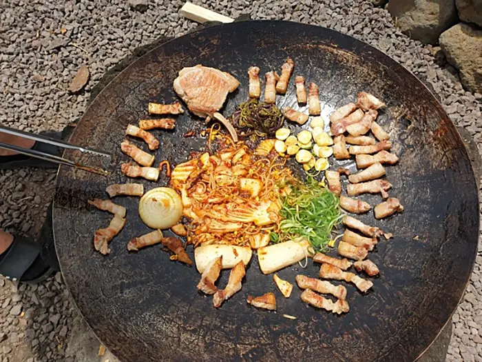 돗통 제주산방산본점 · 음식점