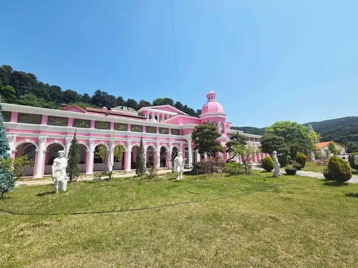 포천 허브힐링센터 · 관광지