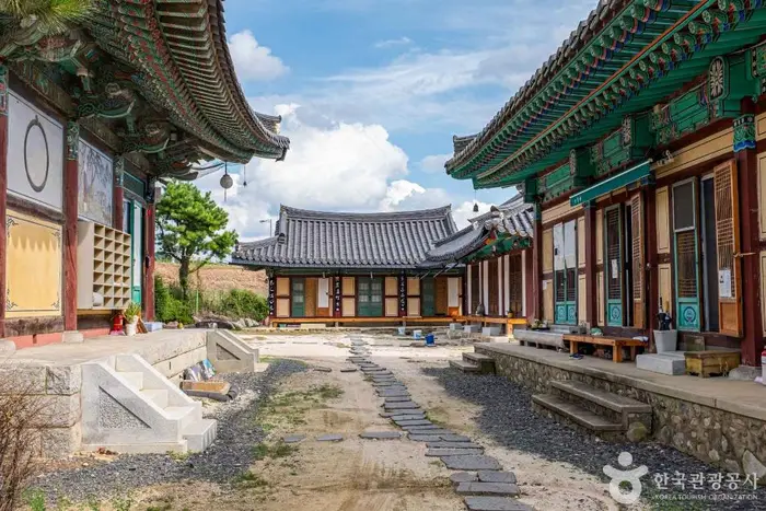신흥사(영천) · 관광지