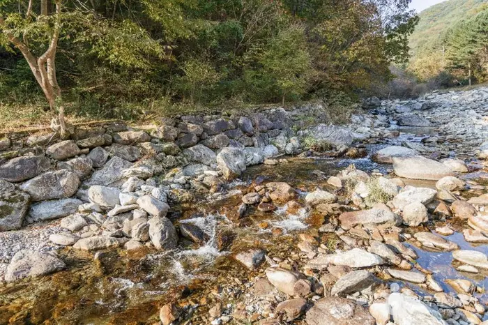 명지계곡 · 관광지