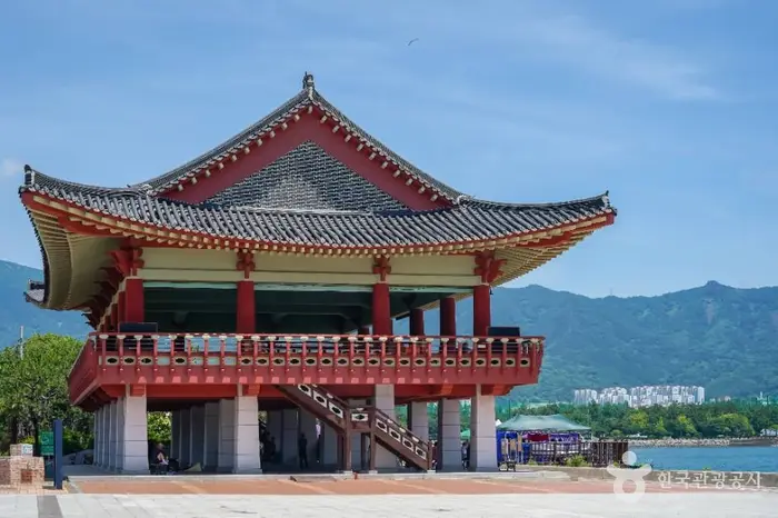 진해루해변공원 · 관광지