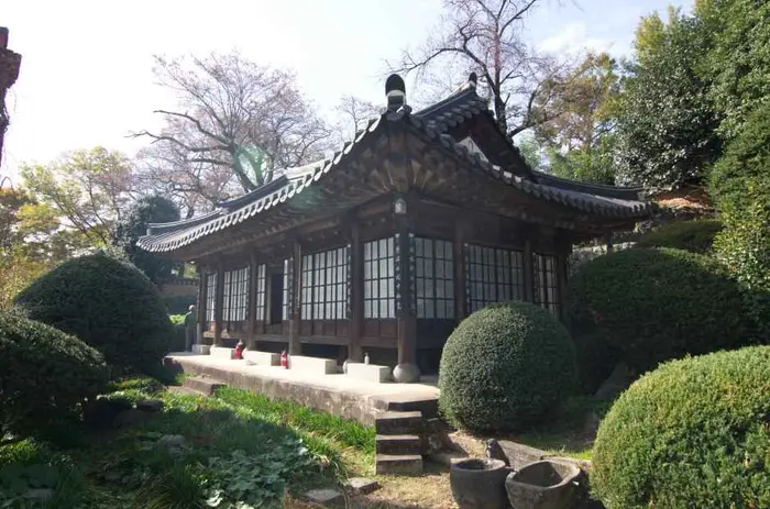 김용학가옥 · 관광지