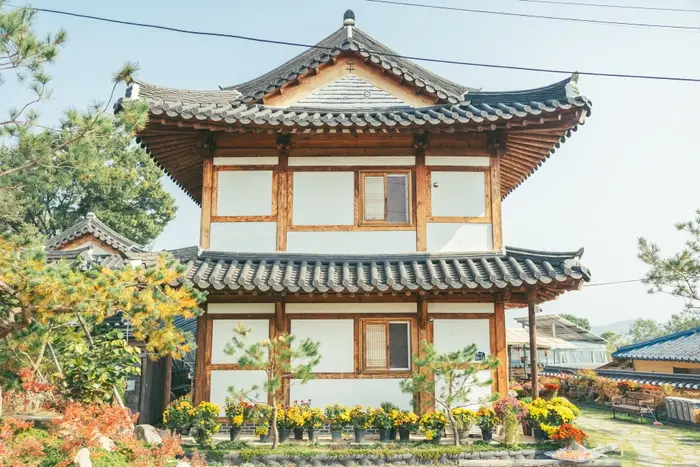 부여북포한옥마을 · 관광지