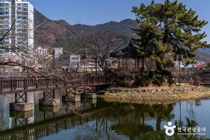 연지못 · 관광지