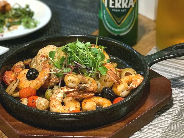 오뜨로 · 음식점
