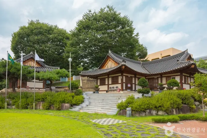 청운각 · 문화시설