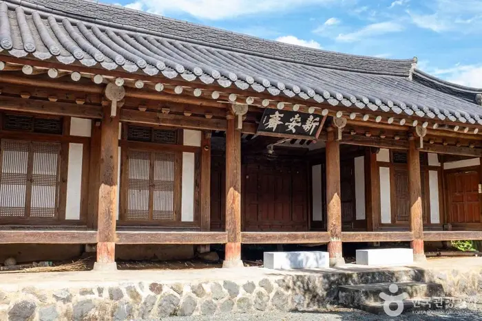 지산서원 · 관광지