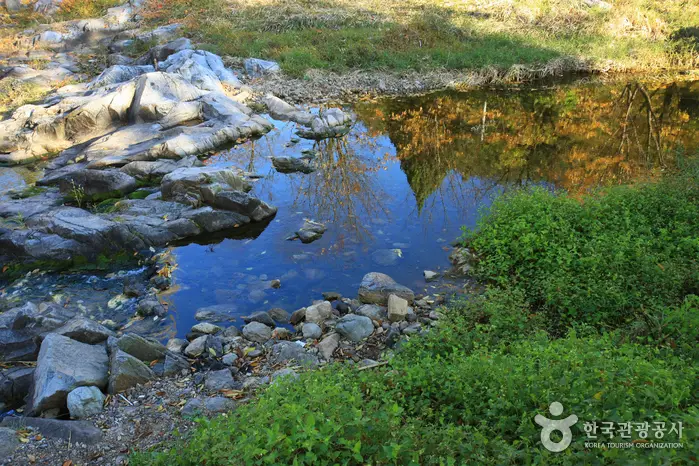 달기약수탕 (청송 국가지질공원) · 관광지