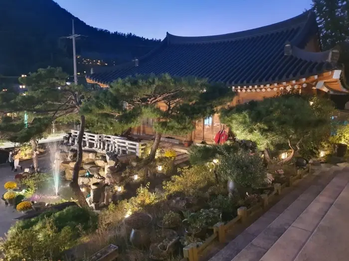 신라궁 · 음식점