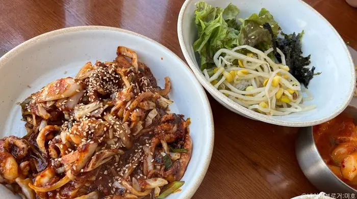 가온칼국수 송도본점 · 음식점