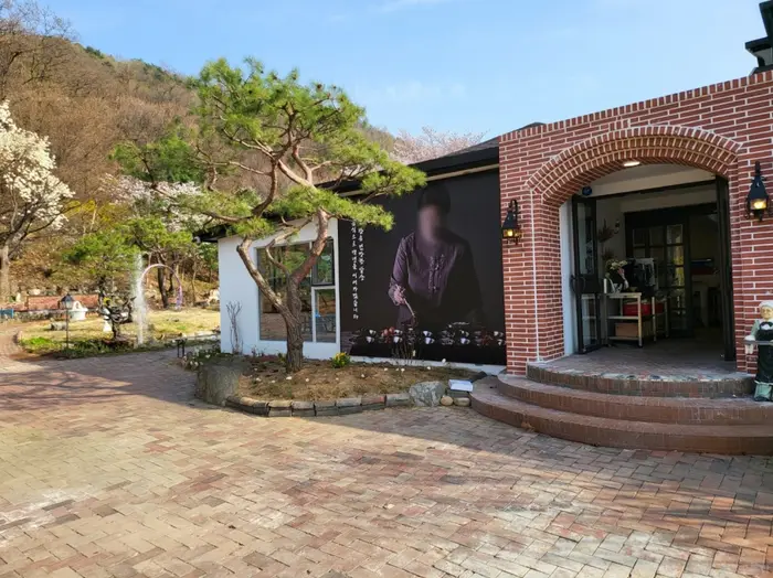 꽃누리들밥 · 음식점