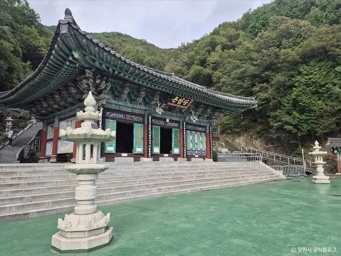 삼밀사 · 관광지