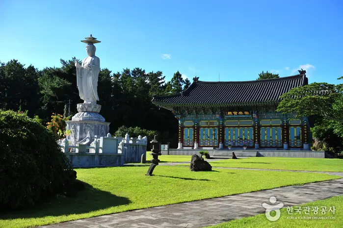 월정사(제주) · 관광지