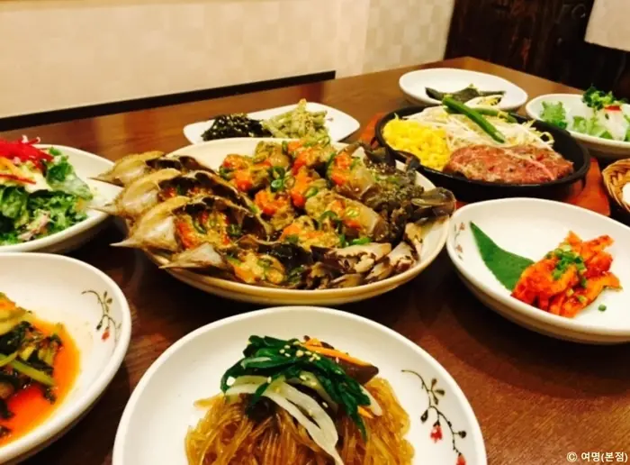 여명 본점 · 음식점