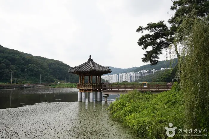 검성지 생태공원 · 관광지