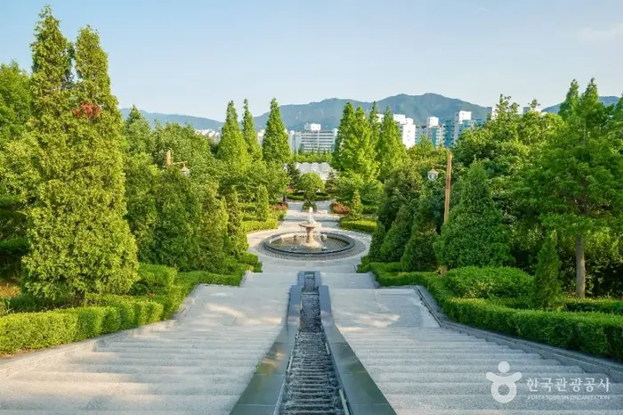 창원수목원 · 관광지