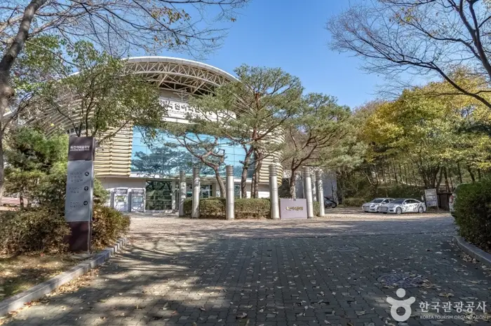 죽전야외음악당 · 문화시설