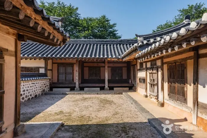 철종외가 · 관광지