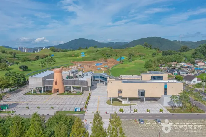 함안박물관 · 문화시설
