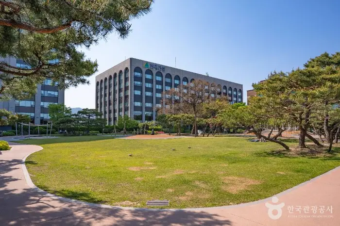 현대원서공원 · 관광지
