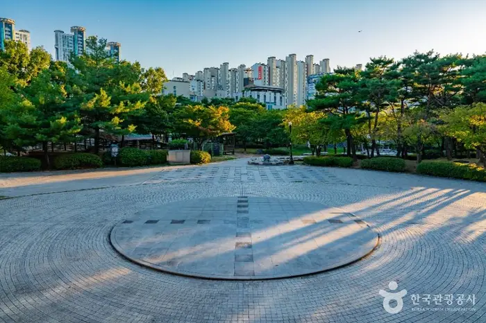 죽전중앙공원 · 관광지