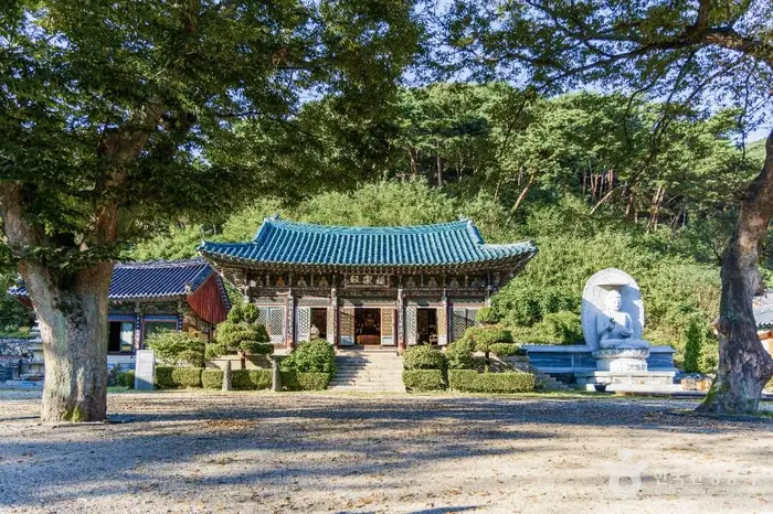 향천사(예산) · 관광지