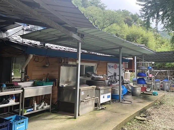 청계참다슬기 · 음식점
