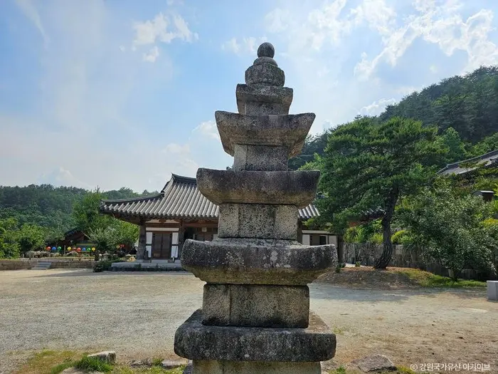 용연사(강릉) · 관광지