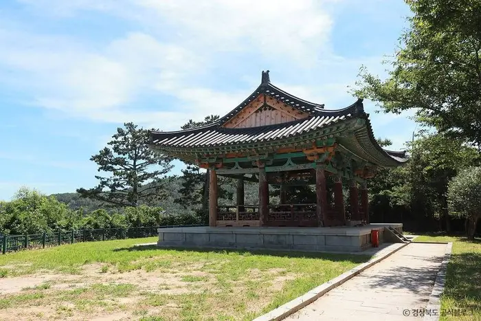 경주 이견대 · 관광지