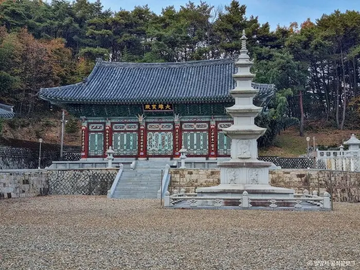 대법사(밀양) · 관광지