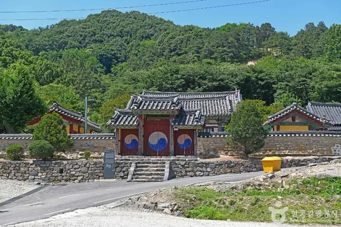 연산향교 · 관광지