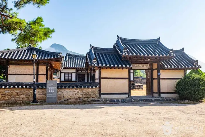 산운마을 · 관광지