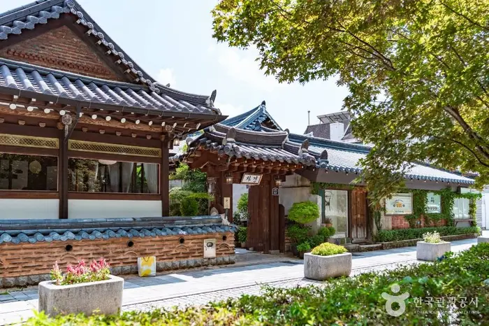 차경 · 음식점