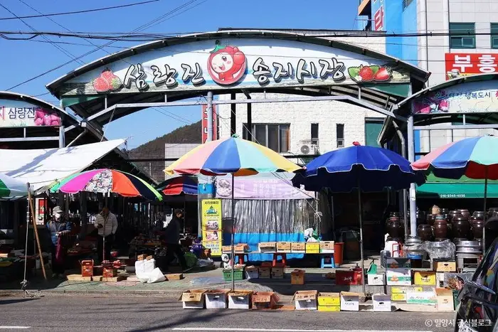 삼랑진송지시장 · 쇼핑