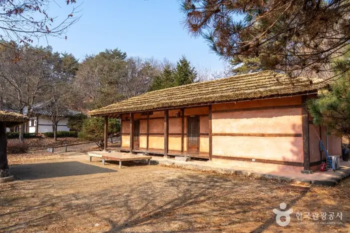 안동호반자연휴양림 · 관광지