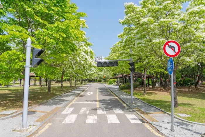 수원어린이교통공원 · 관광지