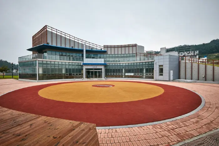 진도군무형유산전수관 · 문화시설
