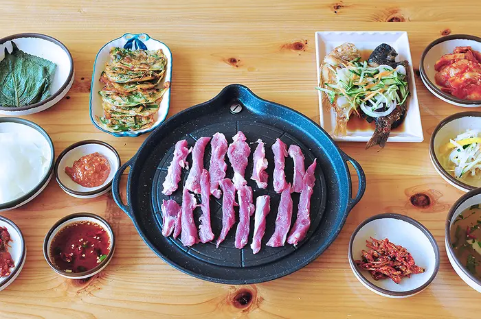 춘미향 · 음식점