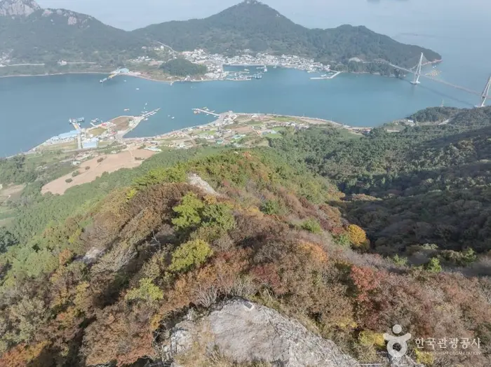 사량도 칠현산 · 관광지