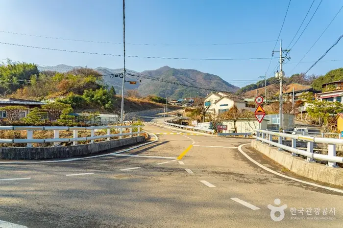 수철마을 · 관광지