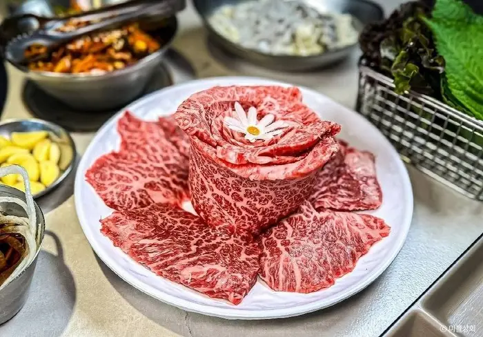 마블상회 · 음식점