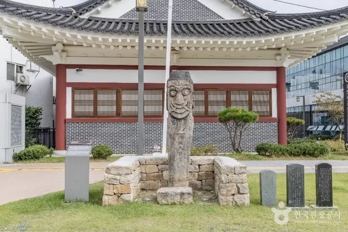 통영 문화동 벅수 · 관광지